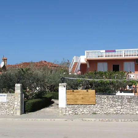 Apartman Apartments Nin