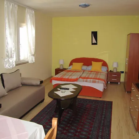 Apartments Nin Nin
