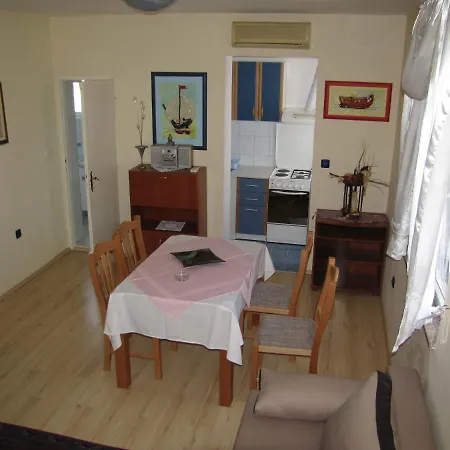 Apartments Nin