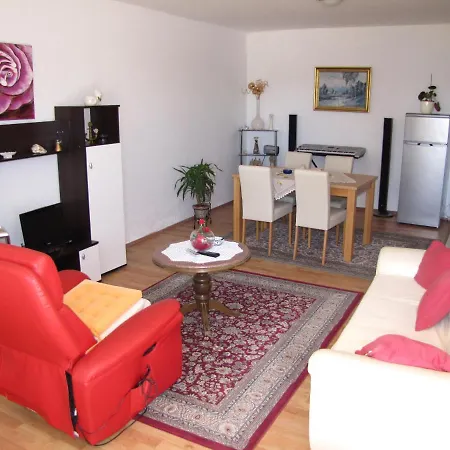 Apartman Apartments Nin